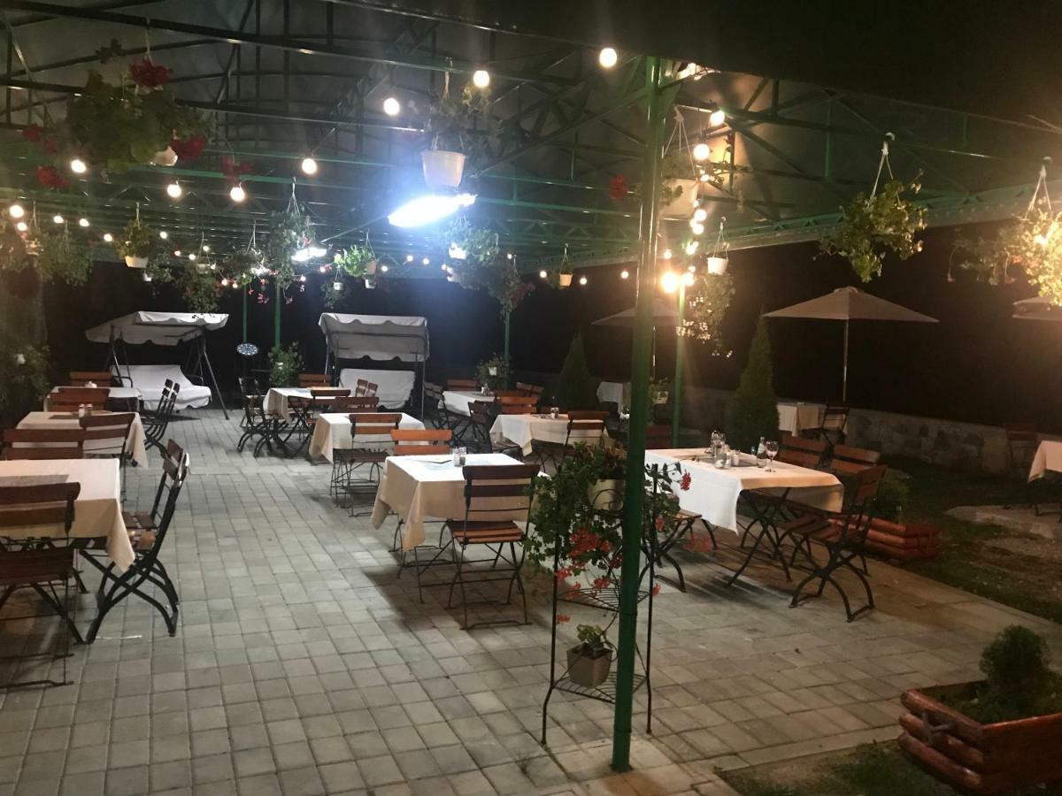 לאקו רוסו Hotel Iasicon מראה חיצוני תמונה